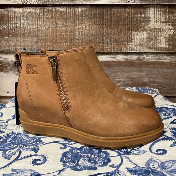 Sorel Shoes Nwt Sorel Evie Ii Zip Bootie Poshmark